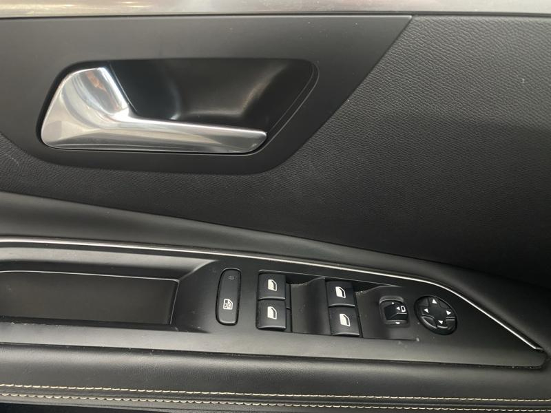 PEUGEOT 3008 d’occasion à vendre à PAYS DE GEX chez SEGNY AUTOMOBILES (Photo 16)