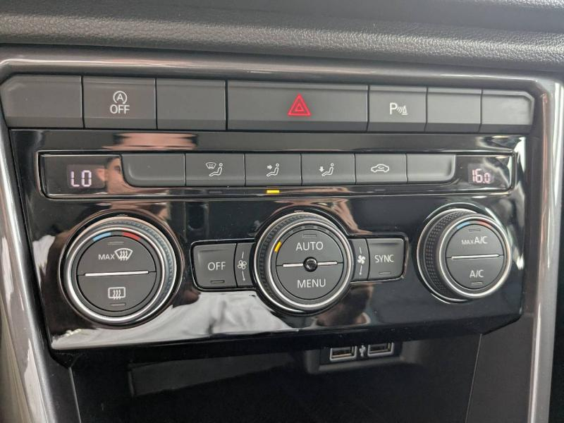VOLKSWAGEN T-Roc d’occasion à vendre à PAYS DE GEX chez SEGNY AUTOMOBILES (Photo 15)