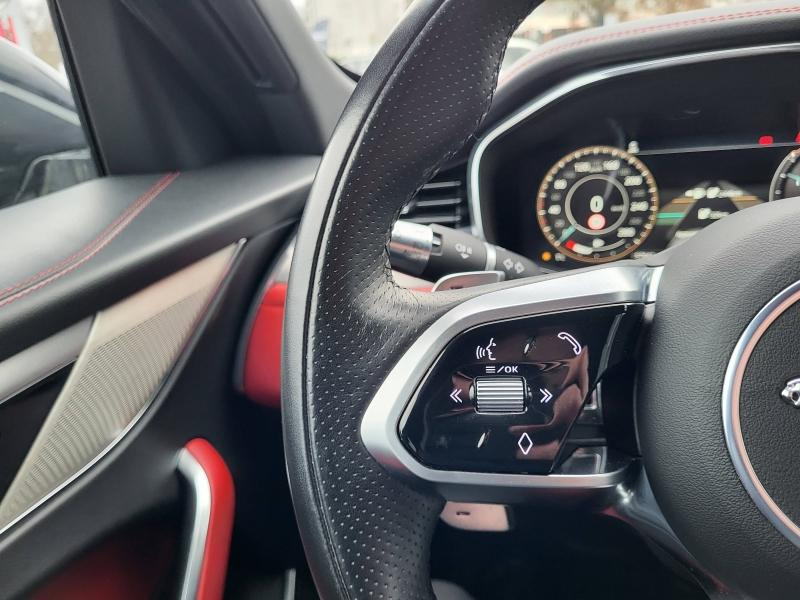 JAGUAR F-Pace d’occasion à vendre à PAYS DE GEX chez SEGNY AUTOMOBILES (Photo 17)