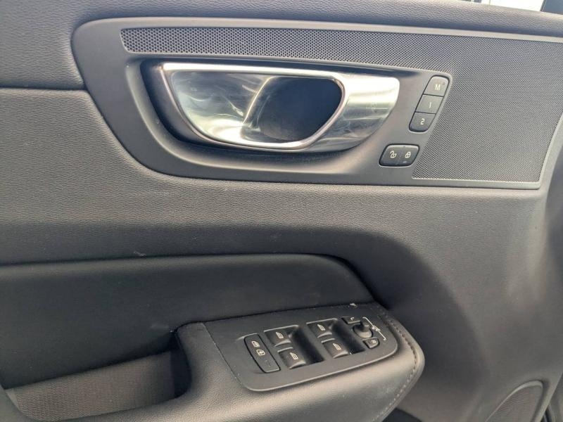 VOLVO XC60 d’occasion à vendre à PAYS DE GEX chez SEGNY AUTOMOBILES (Photo 13)